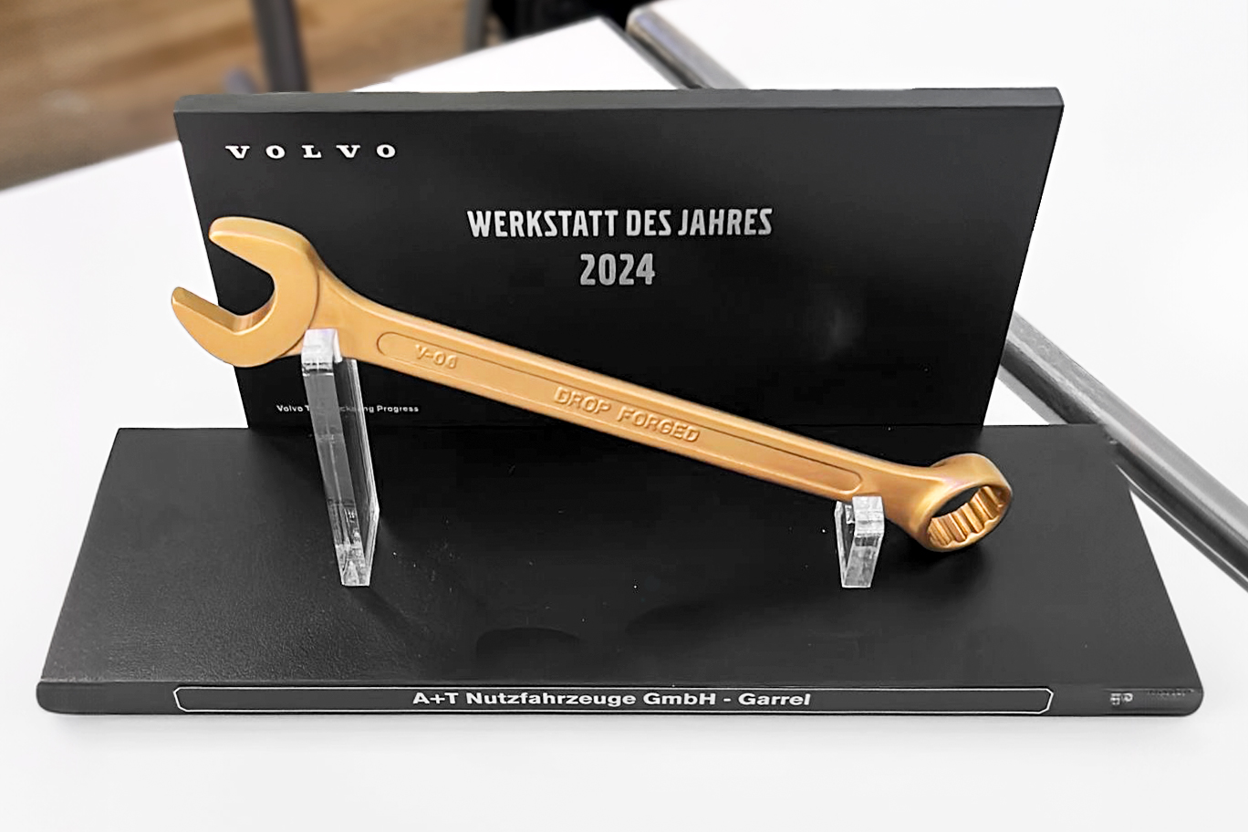 A+T Nutzfahrzeuge GmbH wird ausgezeichnet: „Werkstatt des Jahres 2024“.