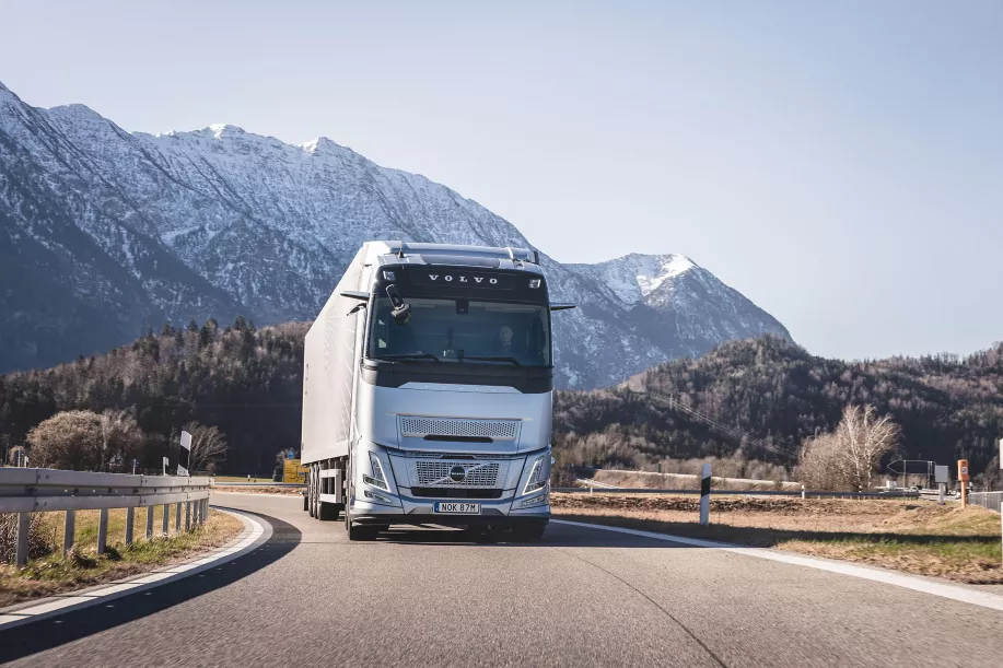 Neue Verbrennungsmotoren von Volvo Trucks: Mehr Effizienz für alternative Kraftstoffe.